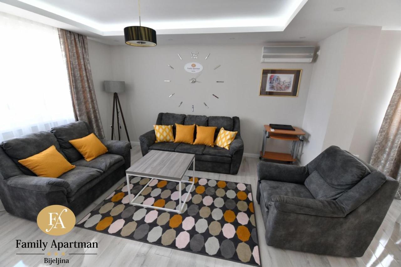 Family Apartman Μπιέλινα Εξωτερικό φωτογραφία