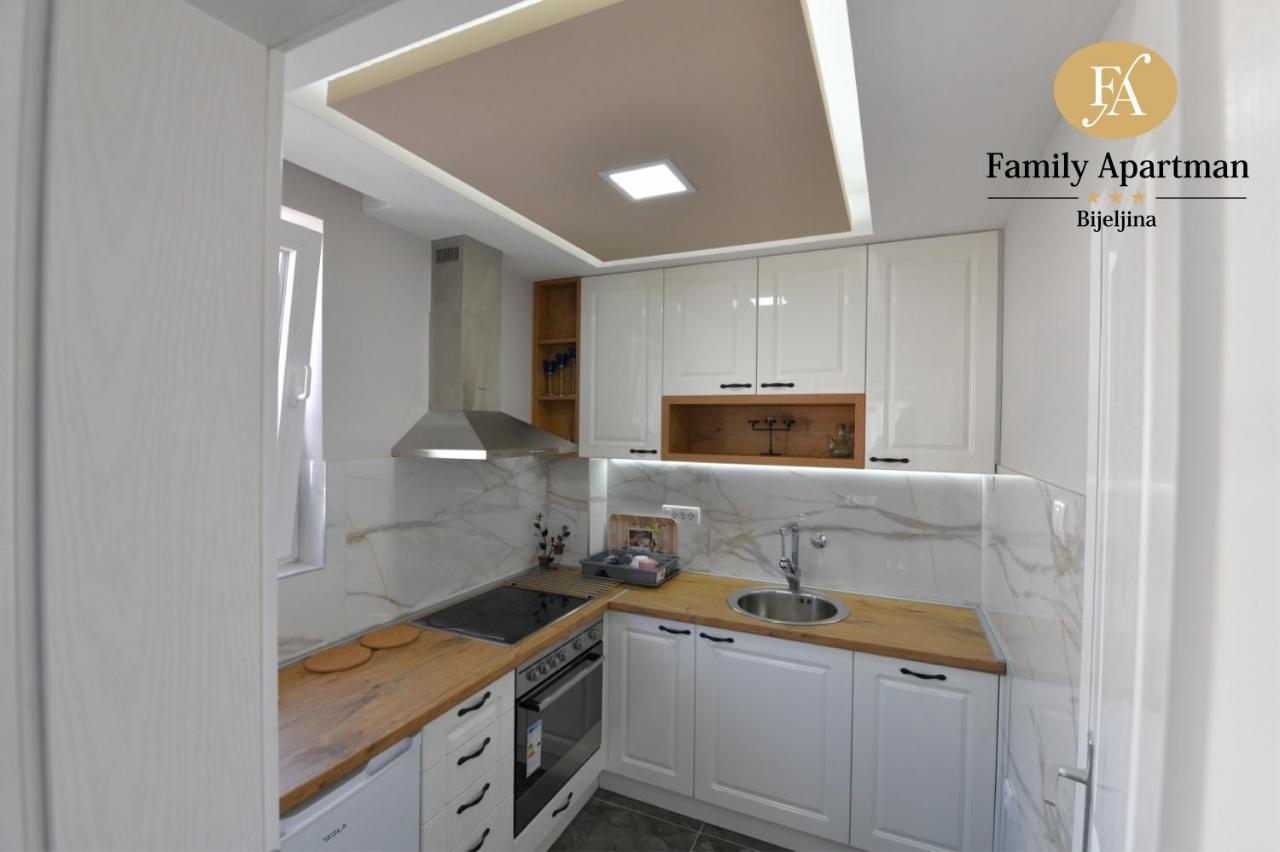 Family Apartman Μπιέλινα Εξωτερικό φωτογραφία