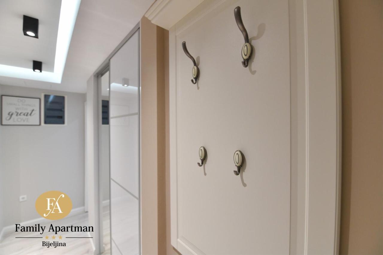 Family Apartman Μπιέλινα Εξωτερικό φωτογραφία